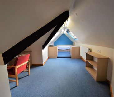 1 bedroom House in Otley Road Bed), Leeds - Photo 3