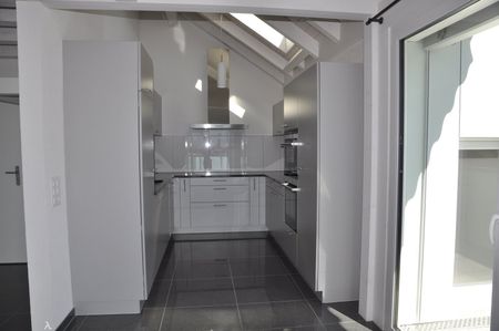 3.5 Zimmer, 139 m², 2. Stock - Photo 2