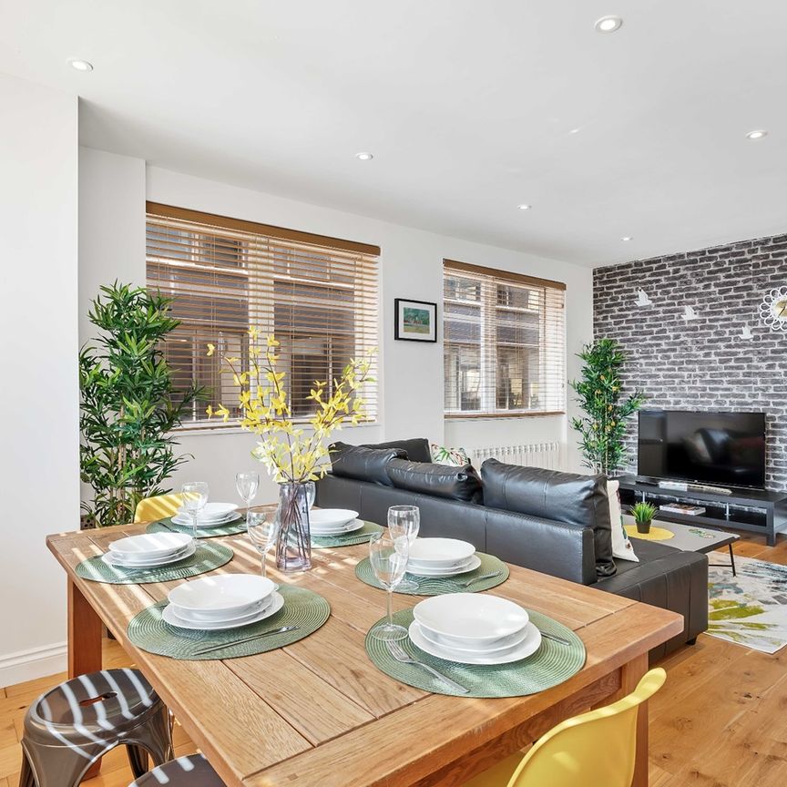 2 Bed Flat, Holcombe House High Street, BN2 - Photo 1