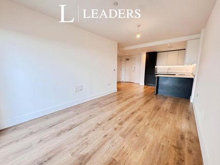 2 bedroom flat to rent - Photo 4