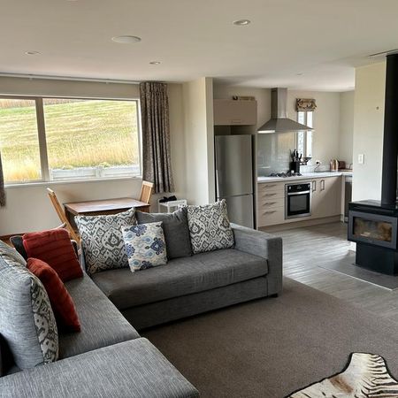 Two Bedroom Semi Furnished Cottage - Photo 5