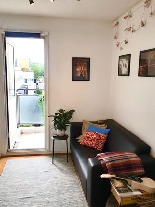 Room in a Shared Flat, De Quincey House, SW1V - Photo 1