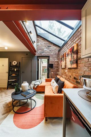 1 bedroom in a house share to rent - Photo 4