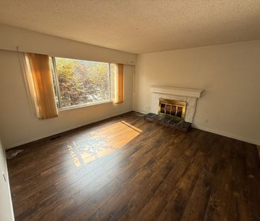 Spacious 4-Bedroom Home in Abbotsford - Photo 4