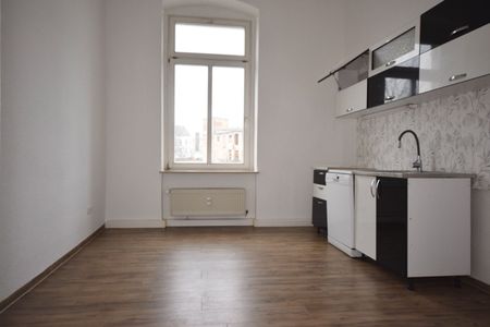 Eindrucksvoll • Stilecht • 3-Zimmer • Bad mit Wanne & Dusche • große alte Türen • Anschauen lohnt! - Photo 3