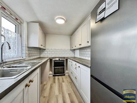 Emmanuel Close, IP28 7PE - Photo 4