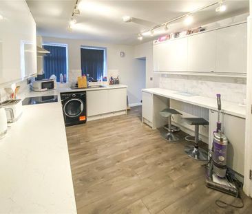 Property to rent - Photo 5