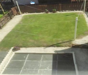 3 bedroom terraced house to rent - Photo 6