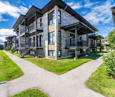 582 du Plateau Boulevard - Photo 2