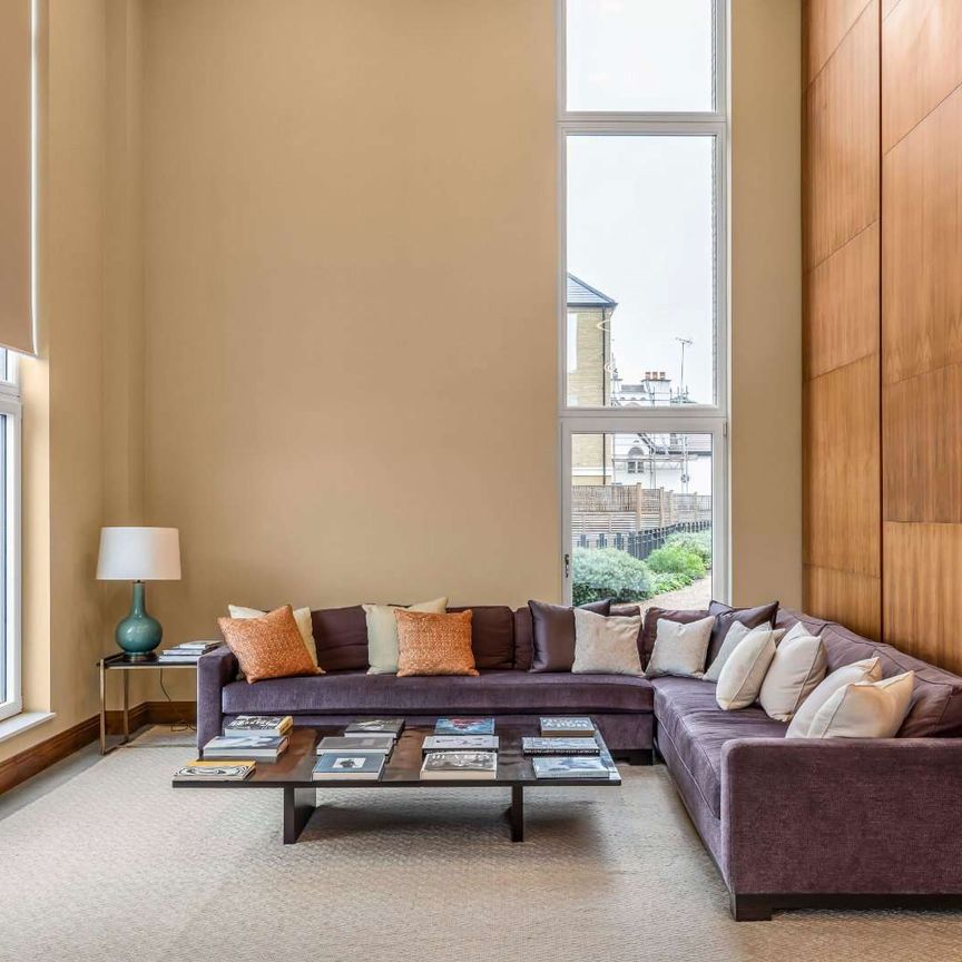 A luxury three bedroom apartment. - Photo 1