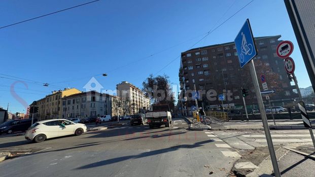 Trilocale ottimo stato, ottavo piano, Corso San Gottardo, Milano - Foto 1