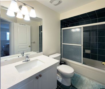 For Lease - 48 Warren Bradley Street, Markham, Ontario - Photo 5