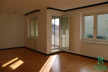 Platz für die ganze Familie – top Lage in Mödling mit Loggia und Tiefgaragenplatz! - Photo 2