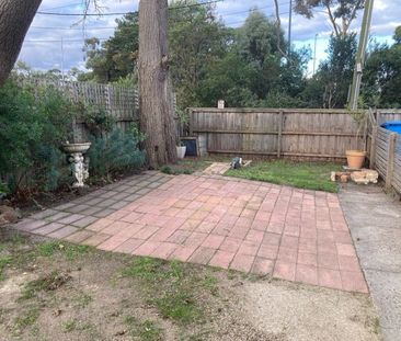 Three Bedroom Home - Photo 3