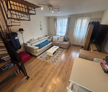 2 bedroom end of terrace house to rent - Photo 1