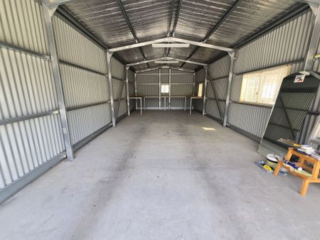 Family-friendly neighbourhood! - Photo 4