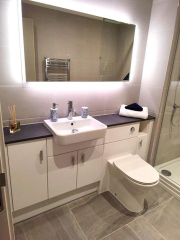 2 bedroom apartment to rent - Photo 5