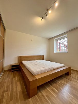 Pronájem bytu 2+kk 72 m² - Photo 1