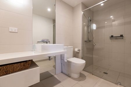 107/8 Bond Street, South Yarra VIC 3141 - Photo 5