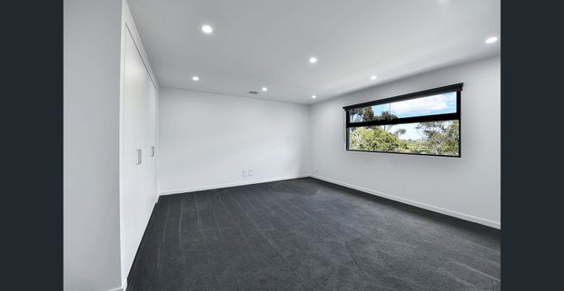 INDULGE IN BRAND NEW DESIGNER STYLE! - Photo 1