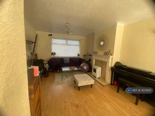 2 bedroom terraced house to rent - Photo 1