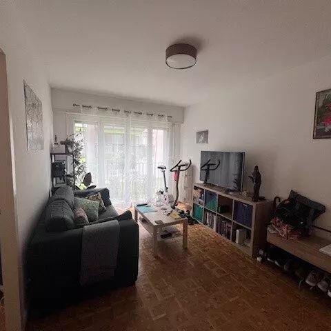 Bel appartement de 2 pièces calme et au centre-ville ! - Photo 1