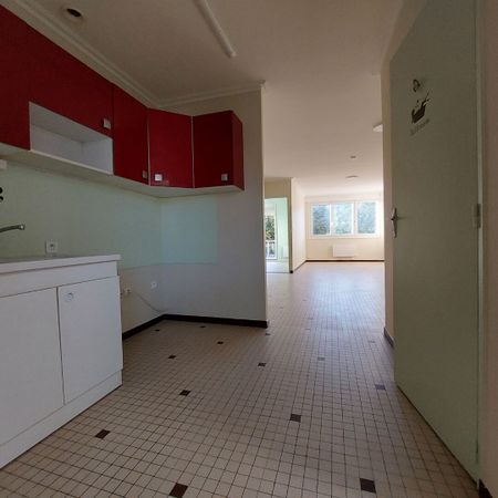 Location Appartement 2 pièces 42m² - Photo 4