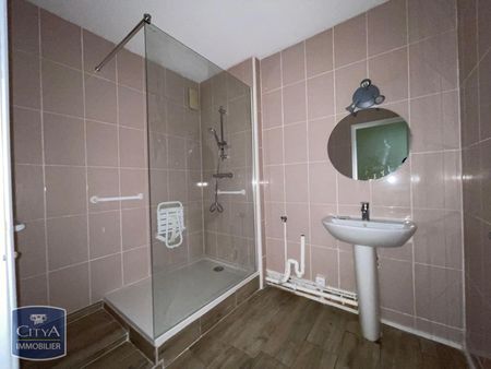 Location Appartement 3 pièces 74m² TRELISSAC 24750 - Photo 2