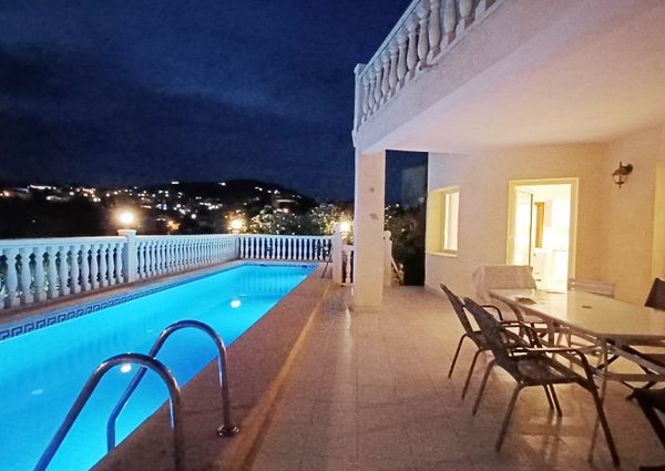 LONG TERM RENTAL Villa for rent with 4 bedrooms and pool, sea views Cumbre del Sol, Benitachell