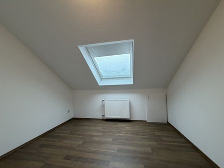 Großzügiges Reihenmittelhaus mit Garage und Garten - Photo 5