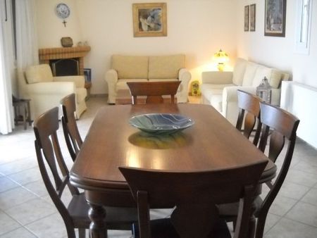Μεζονέτα για ενοικίαση Κάτω Άγιος Πέτρος (Άνδρος) - Φωτογραφία 2