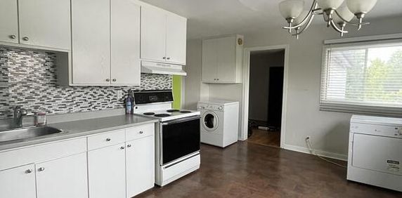 DUPLEX, SECTEUR PAISIBLE, PROCHE DE TOUT - Photo 2