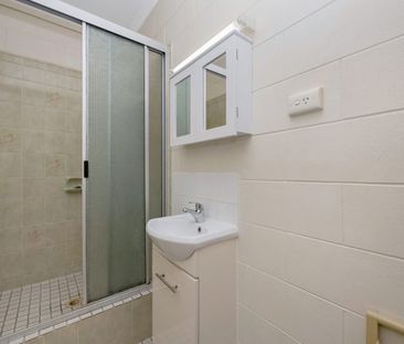 2/38 Mears Street, Mysterton, Qld 4812 - Photo 1