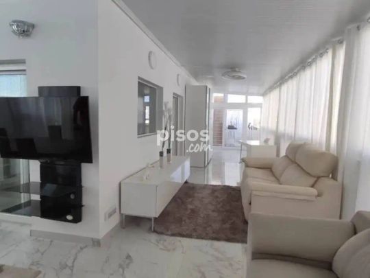 Ático en alquiler en Calle de las Salinas - Foto 1