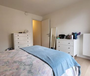 GERENOVEERD APPARTEMENT IN 2020 MET 1 SLAAPKAMER EN TERRAS, in het ... - Photo 3