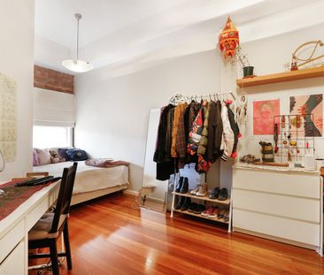 12/2 Pottery Court, Brunswick VIC 3056 - Photo 3