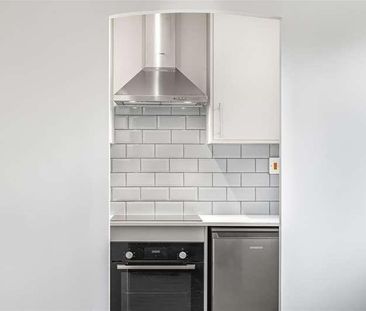 Bader Gardens, Slough, SL1 - Photo 6