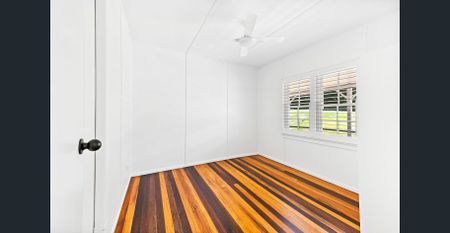 Beautifully Renovated Country Cottage - Photo 4