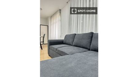 2 room luxury Apartment for rent in Valencia, Spain - Photo 3