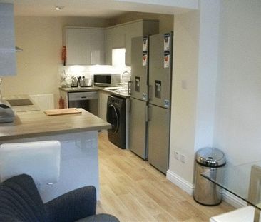 Mixed use to rent - Photo 5