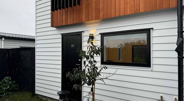 Further Rent Reduction, three units available! - Photo 1