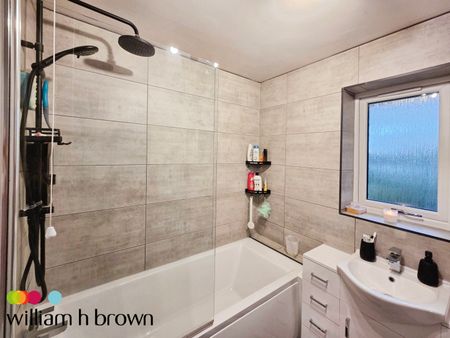 Hogg Lane, Grays - Photo 3