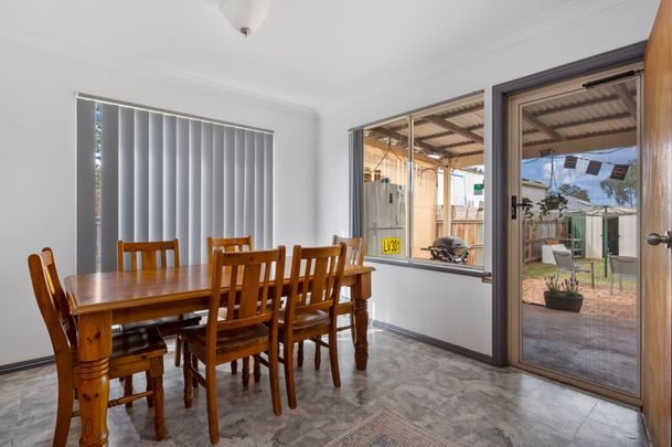 Brick Home 4x2 - Photo 1