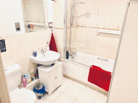 2 Bed Flat, Dalston, N16 - Photo 5