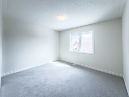 For Lease - 67 Lawrence D. Pridham Avenue, New Tecumseth, Ontario - Photo 2