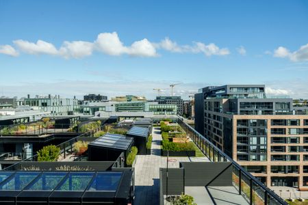 One bedroom apartment @ Opus, 6 Hanover Quay, Grand Canal Dock, Dublin 2. - Photo 2