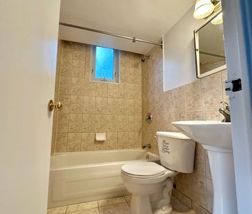 For Lease - 55 Isabella Street Unit# 407, Toronto, Ontario - Photo 1