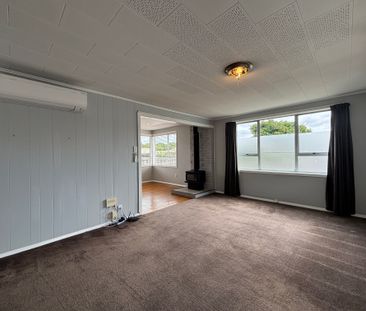 Spacious Living and Prime Location! - Photo 6