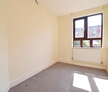 Woodlands Village, Off Manygates Lane, Sandal - Photo 4