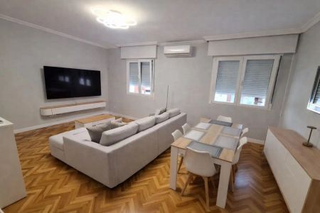 Piso de alquiler en Francisco Silvela, El Viso - Photo 2